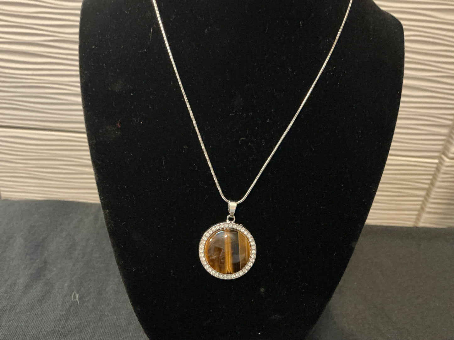 20mm Round Tiger’s Eye Necklace