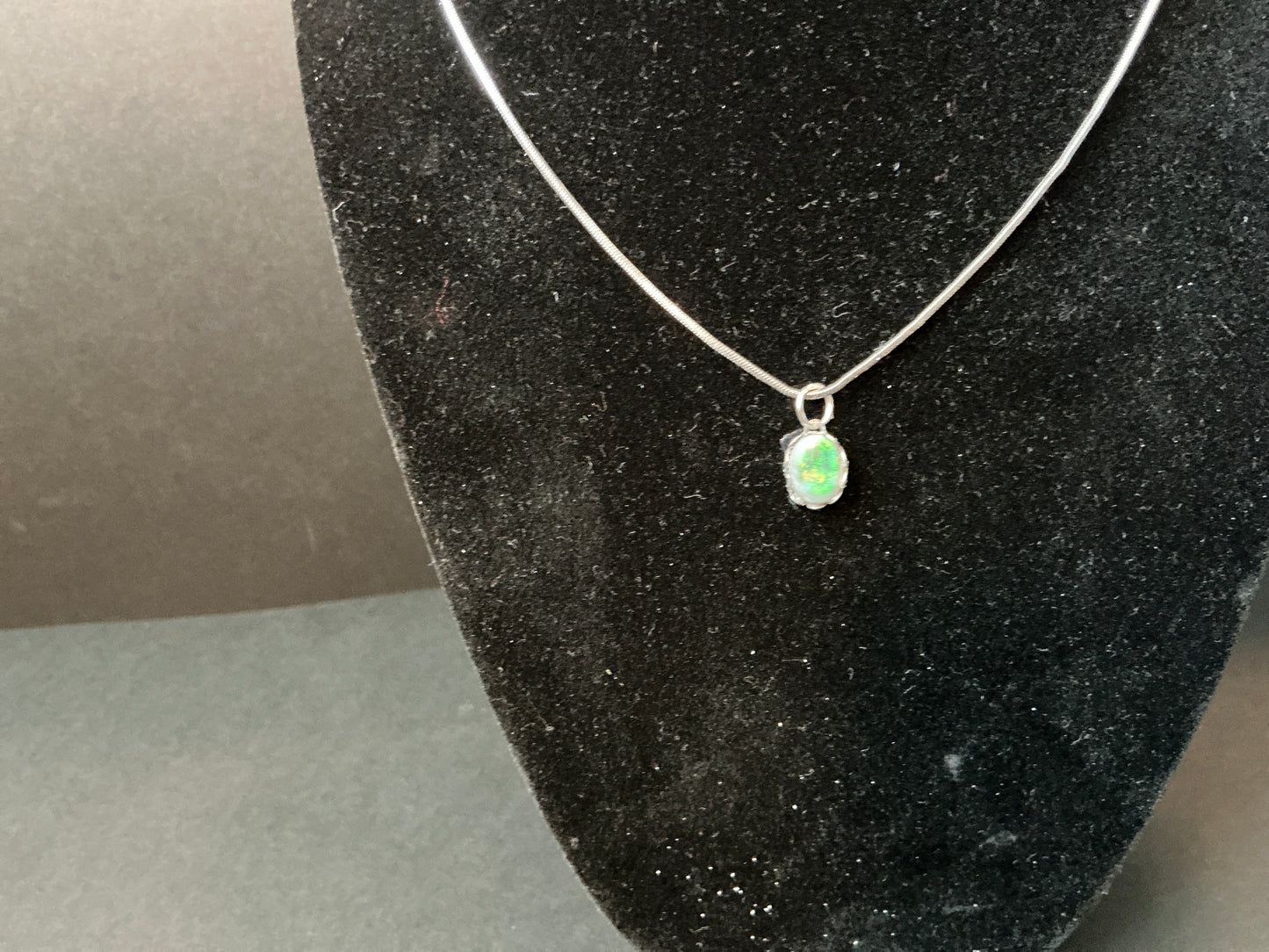 8x10mm ethiopian opal pendant